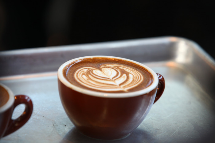 brown ceramic mug on stainless steel tray seattle Latte Art 2k 4k 5k