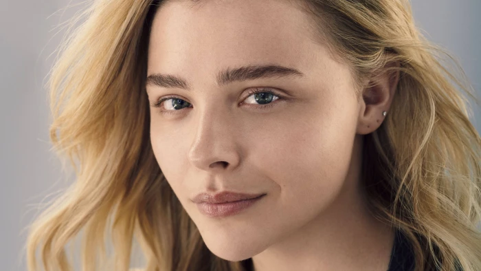 chloe grace moretz close up shot actress hollywood 2k 4k 5k