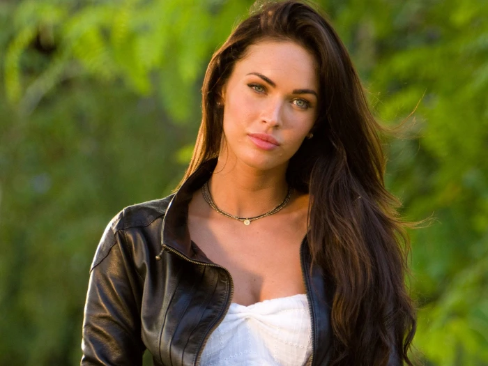 megan fox transformers 2 jacket actress hollywood 2k