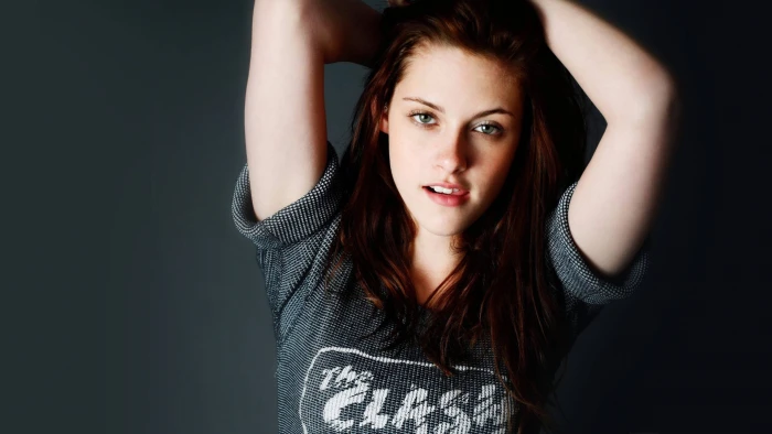 kristen stewart gray shirt actress hollywood