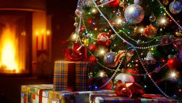 gift box beside Christmas tree digital wallpaper decoration 2k 4k 5k