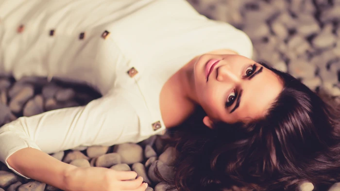 Kannada Actress Kriti Kharbanda Indian actress Telugu 2k