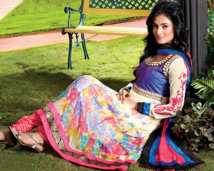 actress babe bollywood chauhan model sonal
