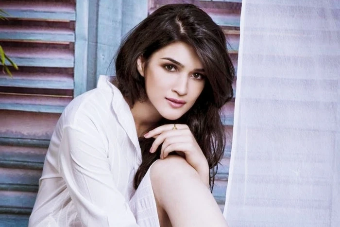 actress babe bollywood kriti model sanon