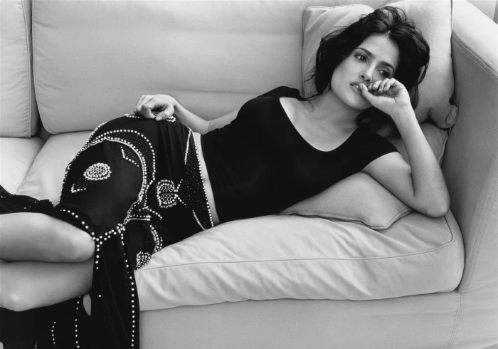 actress brunette brunettes female females girl girls