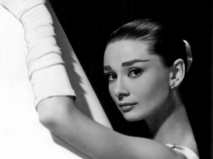 Actresses Audrey Hepburn Celebrity