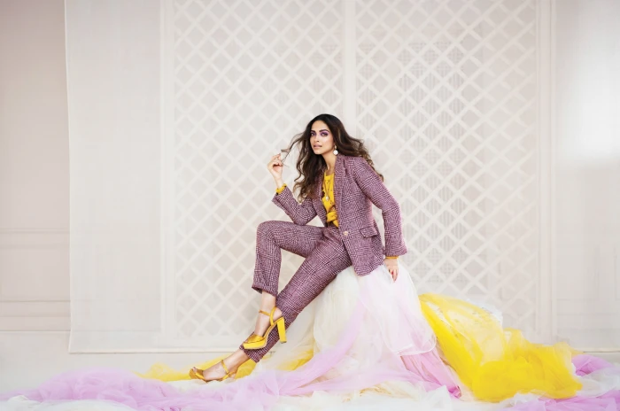 Actresses Deepika Padukone Bollywood Brunette Girl Indian