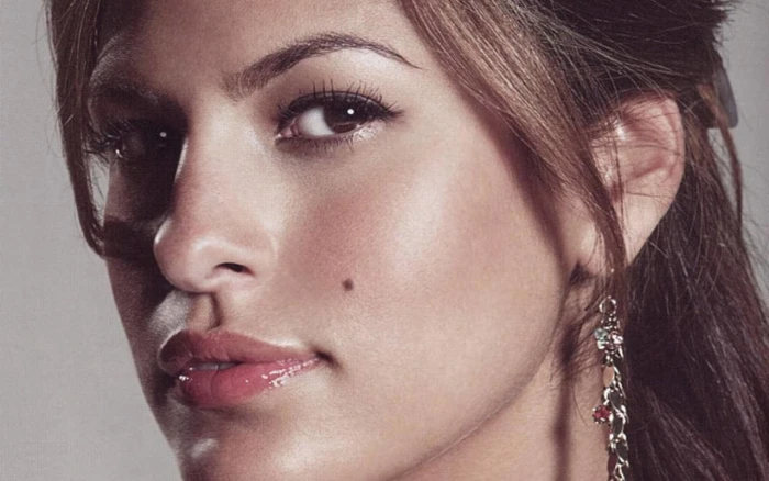 Actresses Eva Mendes portrait headshot human body part