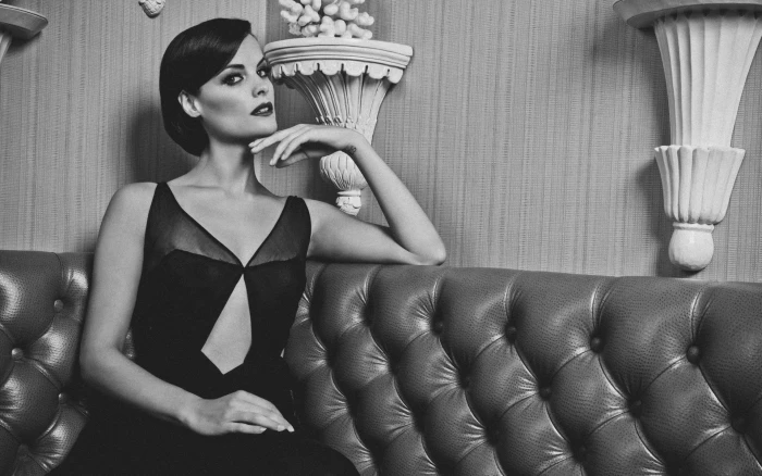 Actresses Jaimie Alexander American one person indoors