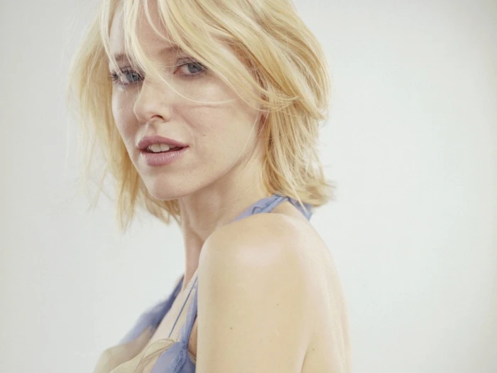 Actresses Naomi Watts 81