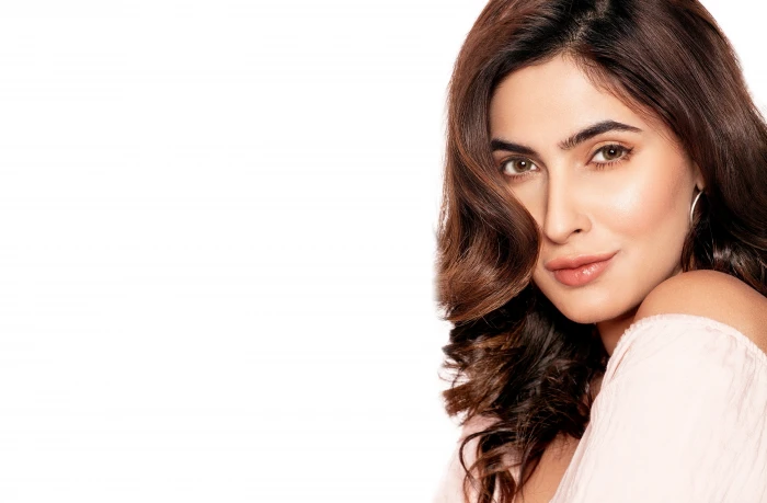 Actresses Karishma Sharma Brunette Indian Long Hair 2k