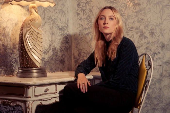 Actresses Saoirse Ronan Blonde Blue Eyes