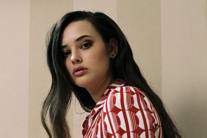 Actresses Katherine Langford Brunette