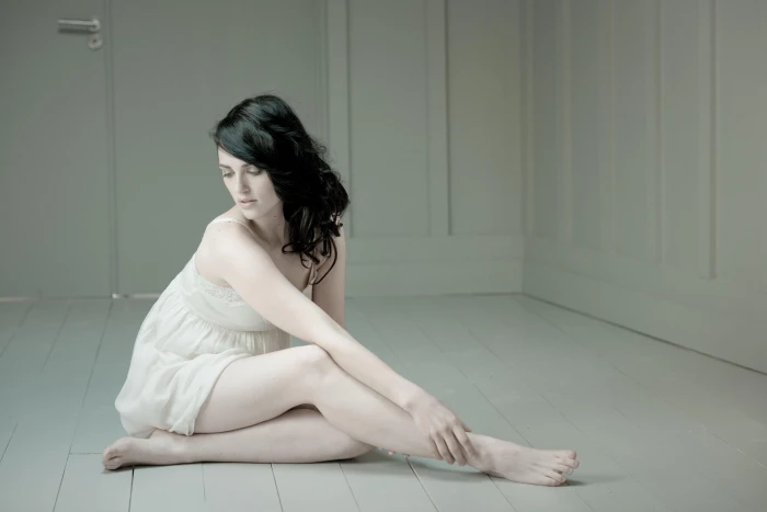 Actresses Katie McGrath Black Hair Canadian White Dress 2k 4k