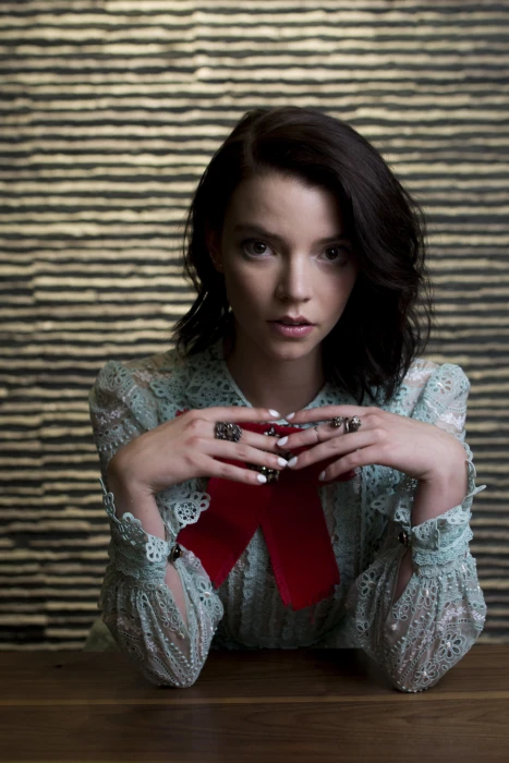 Anya Taylor Joy women actress brunette dark hair