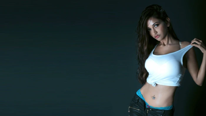 Anaika Soti Indian actress Hindi Tamil Telugu 2k 4k