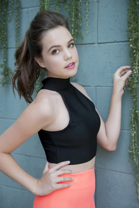 Bailee Madison women actress brunette pink lipstick ponytail