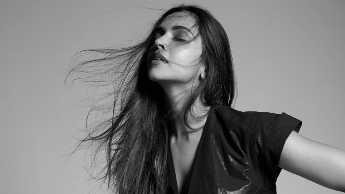 Bollywood actress Deepika Padukone 2k