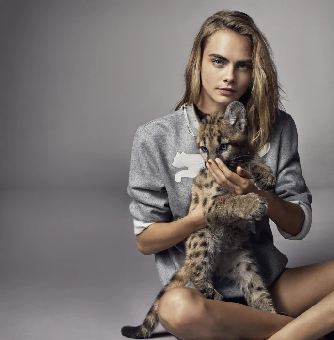 Cara Delevingne women model actress pumas blu eyes blonde 2k