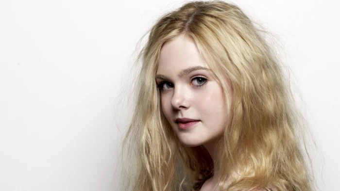 celebrity actress blonde Elle Fanning women 2k