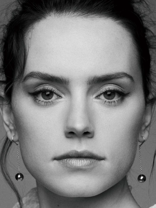 Daisy Ridley actress celebrity monochrome women 2k