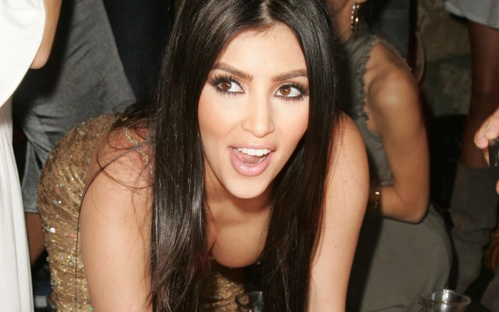 Kim Kardashian is an American famous celebrity kim kardashian 2k
