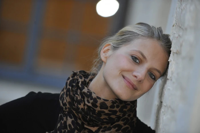 M lanie Laurent women French celebrity actress 2k 4k