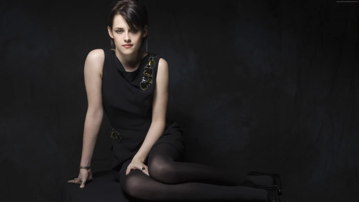 Kristen Stewart actress Most popular celebs model fashion 2k