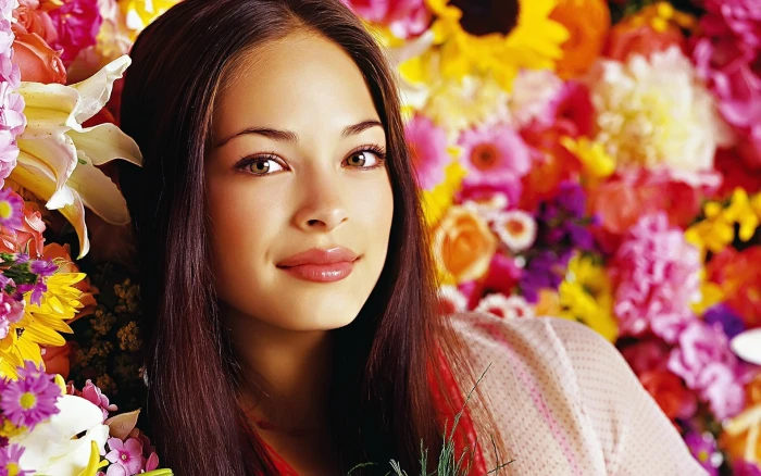 Kristin Kreuk Canadian TV Actress brown haired girl 53