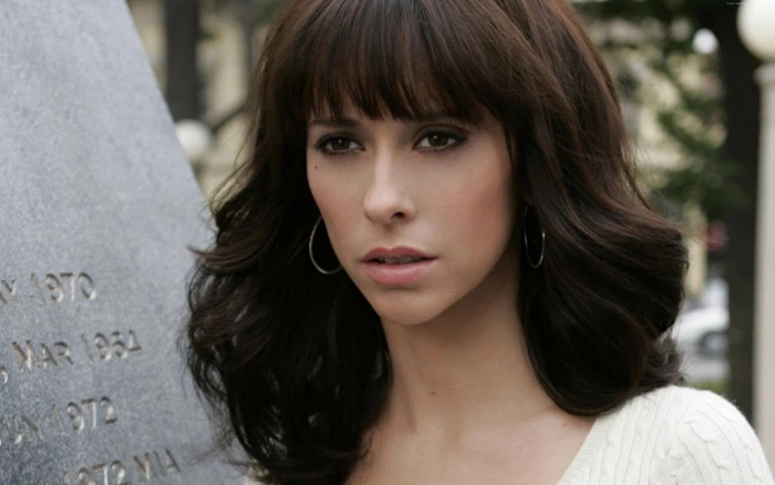 Most Popular Celebs in Jennifer Love Hewitt actress 2k