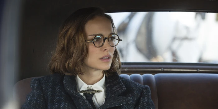 Most Popular Celebs in Natalie Portman actress car interior 2k 4k