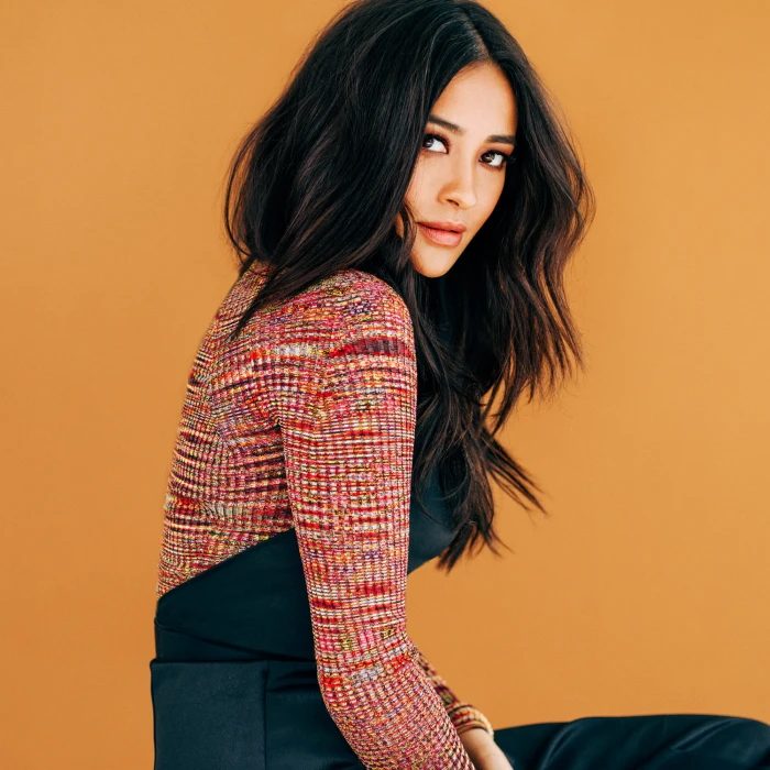 Shay Mitchell actress women brunette long hair looking at viewer 2k