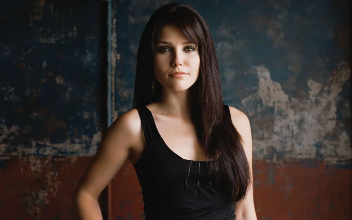 Sophia Bush women brunette actress Brook Davis looking at viewer