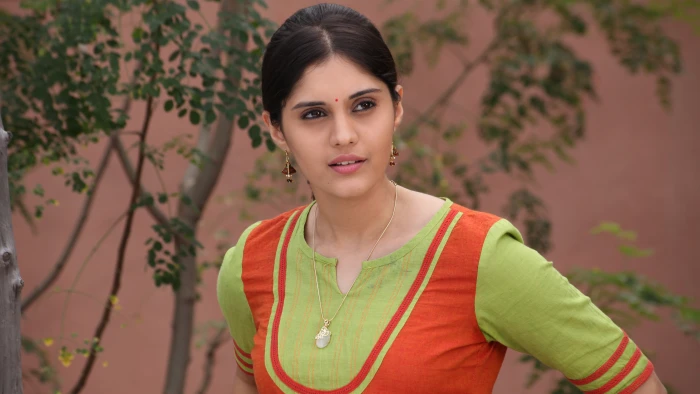 South Actress Surabhi Pugazh 2k 4k 5k