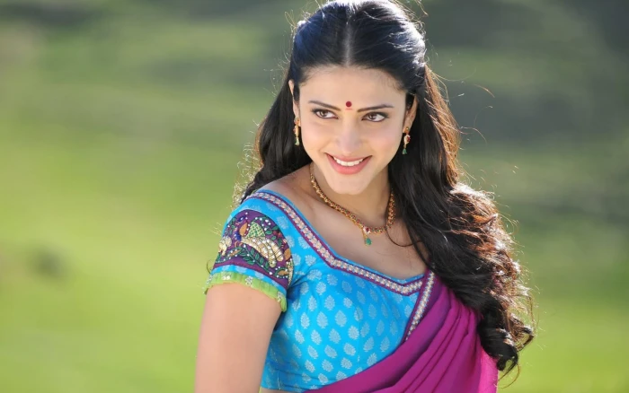 Sruthi Hassan In Pink Saree women's teal and purple traditional dress