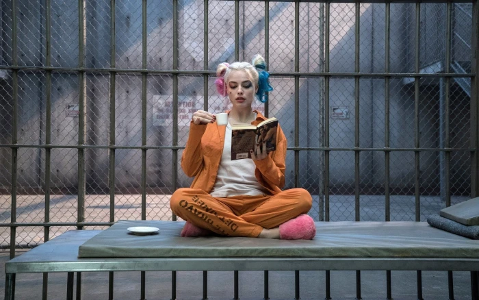 Suicide Squad Harley Quinn Margot Robbie movie still screenshot 57