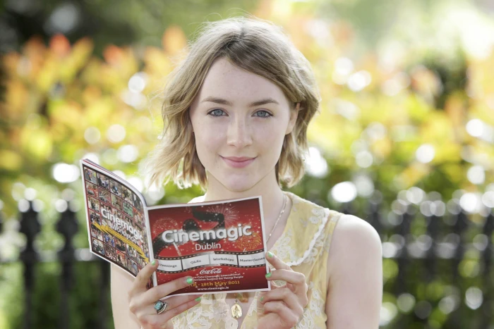 women celebrity Saoirse Ronan actress portrait looking at camera 2k 4k