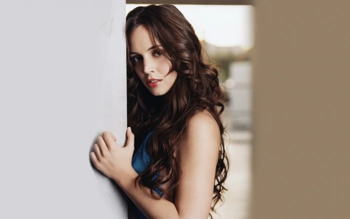 women Eliza Dushku looking at viewer brunette actress