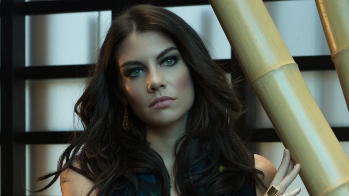 women face Lauren Cohan actress brunette portrait headshot