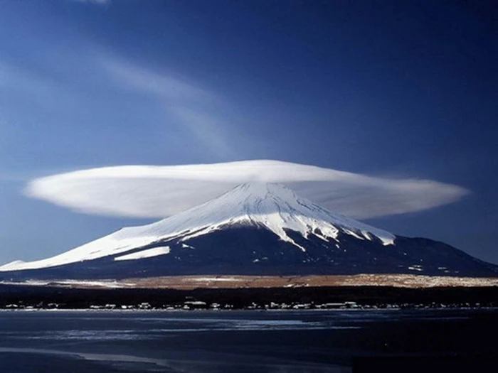 Marvelous Lenticular Clouds Mt Fuji Japan Nature Scenery 2k