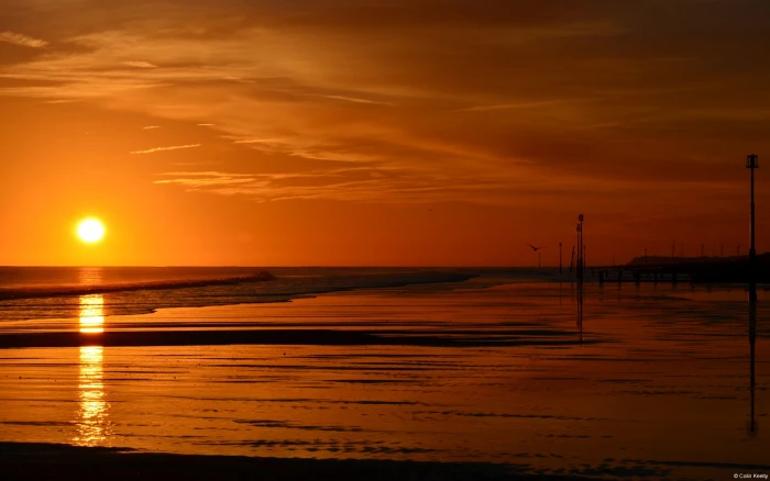 Withernsea beach Windows 10 Desktop Wallpaper sunset water 2k