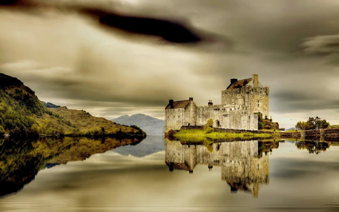 Majestic Scenery castle eilean donan scotland gray day city 2k