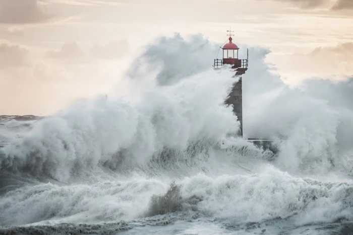 gray housetower wave squirt storm lighthouse sea beacon 2k