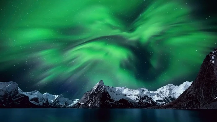 norway night lights sky starry mountain mount scenery 2k