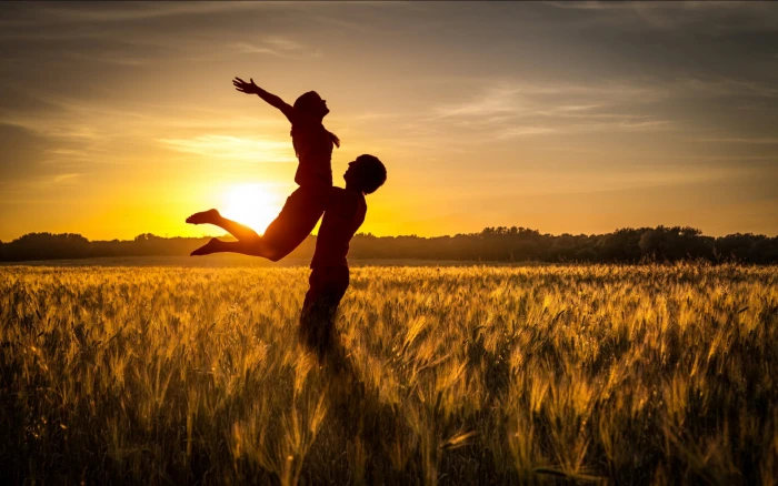 Sunset Romantic Mood green leafed plant Love couple sky land 2k