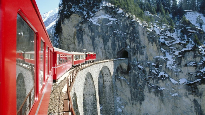 red train nature landscape mountains snow winter clouds 2k