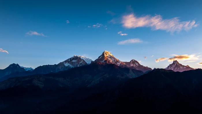 annapurna himalayas range nepal mountain trekking hiking 2k 4k 5k