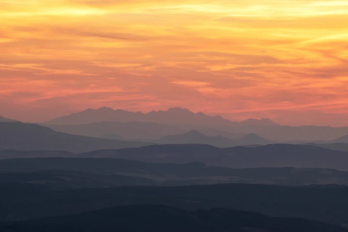 slovakia sunset mountains clouds the sky outdoors light 2k 4k 5k