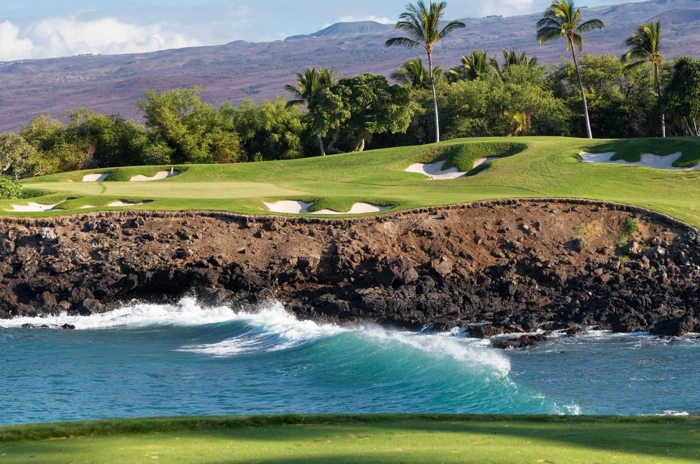 Hawaii Beach Golf Course island view black hawaiian dramatic 2k