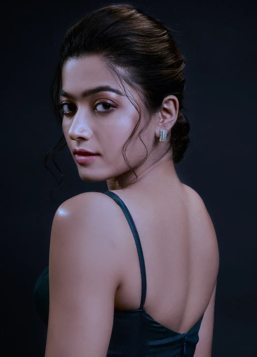Rashmika mandanna actress kannada rashmika mandana rashmikamandanna telugu HD phone wallpaper 2k